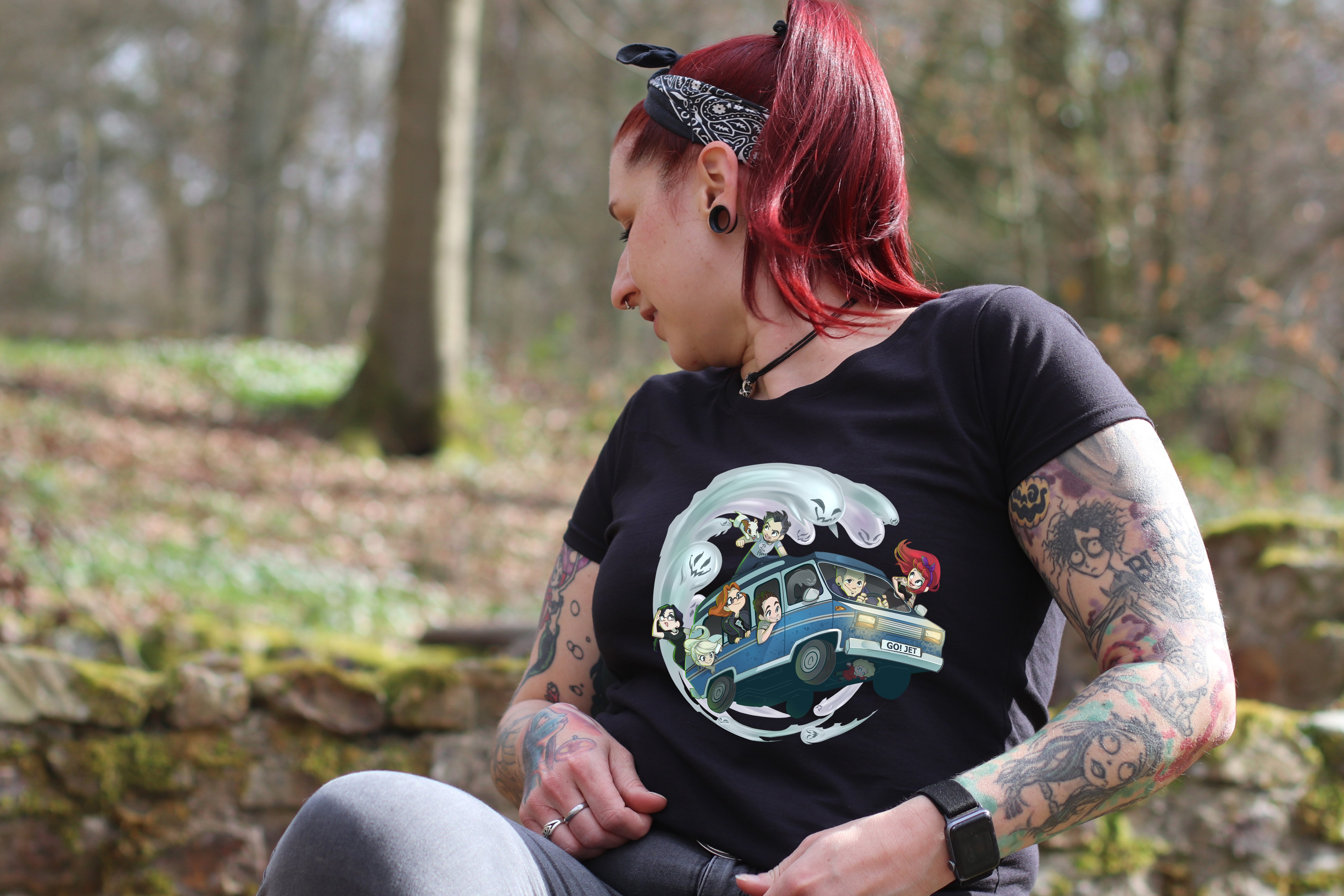 T-Shirt Damen – Motiv "Geisterakten-Team im Jet 01"
