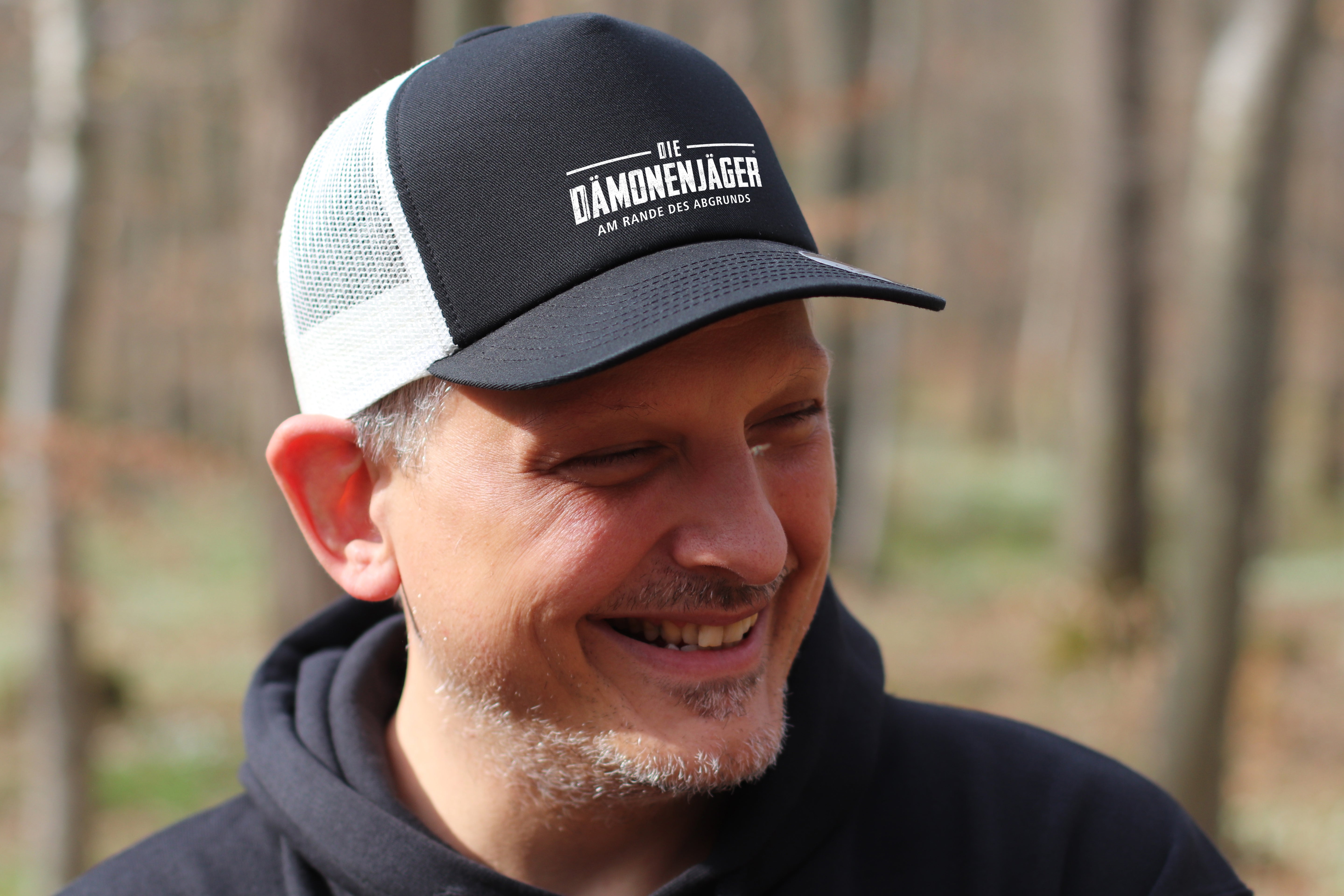 Trucker-Cap – Motiv "Dämonenjäger" (one-size)