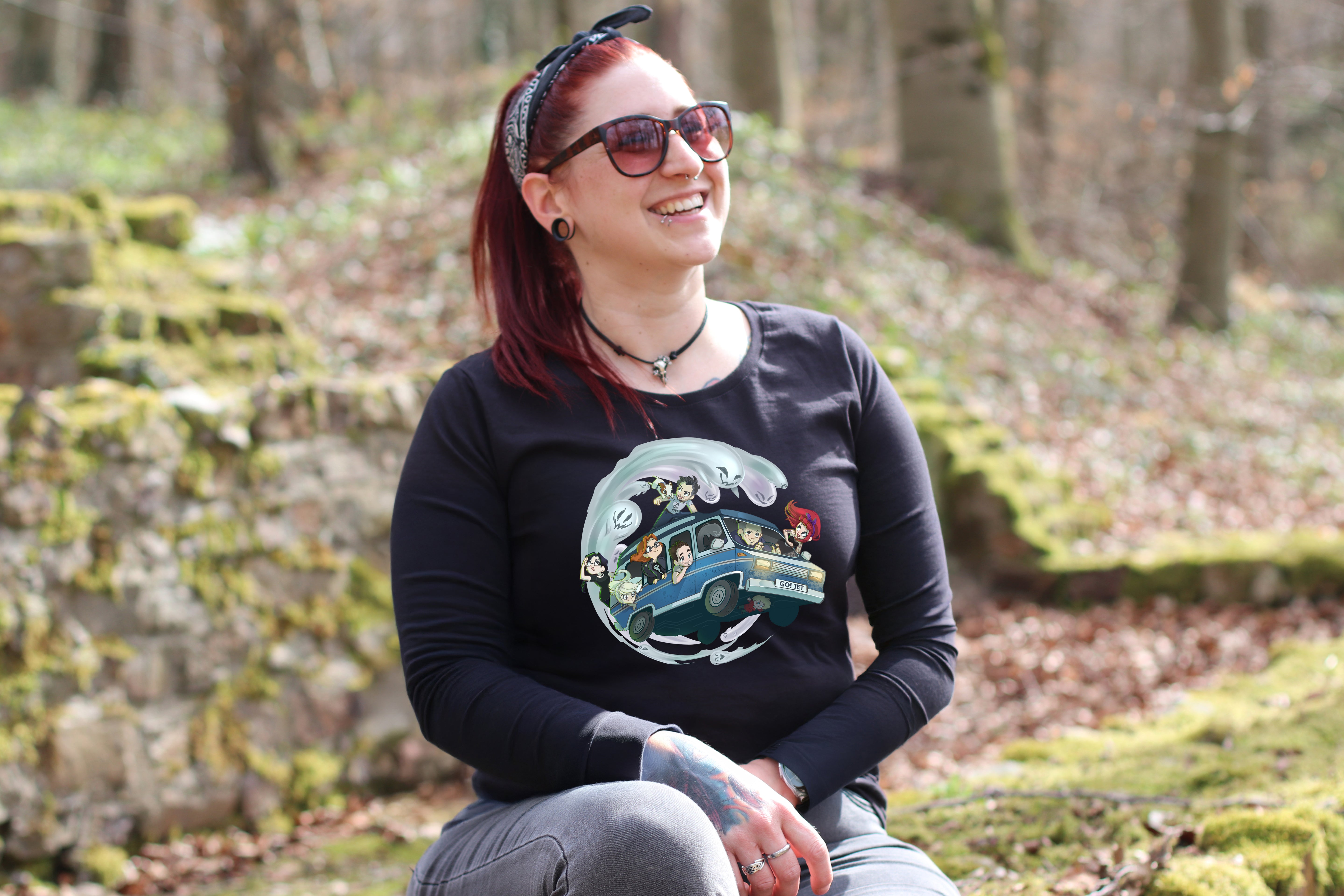 Longsleeve Shirts (Unisex)  – Motiv "Geisterakten-Team im Jet 01"