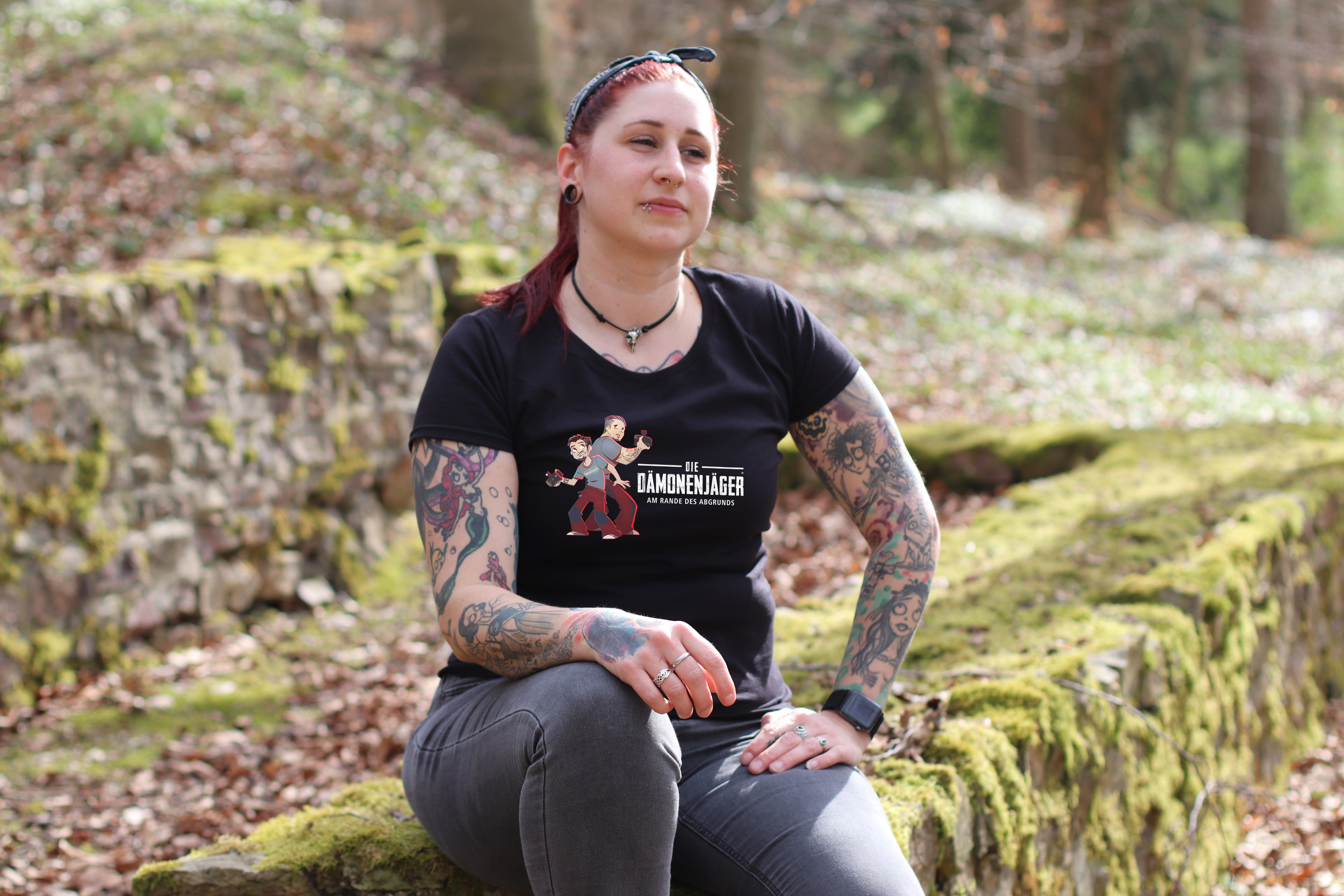 T-Shirt Damen – Motiv "Dämonenjäger 01"